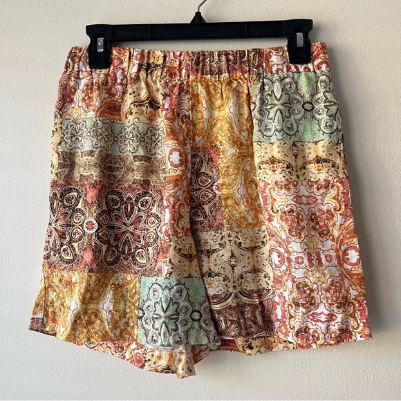 Johnny Was ASTORIA EASY SHORTS - Picture 2 of 11